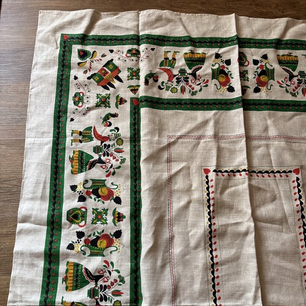 vintage pennsylvania Dutch Tablecloth Linen Size 68 X 50 Festive Green & Beige - Picture 5 of 7